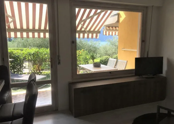 Sander House דירה